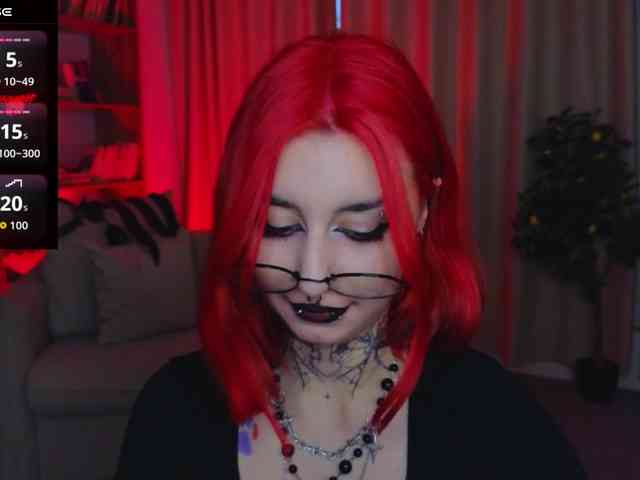 MistressMarcelline webcam