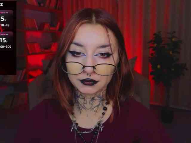 MistressMarcelline webcam