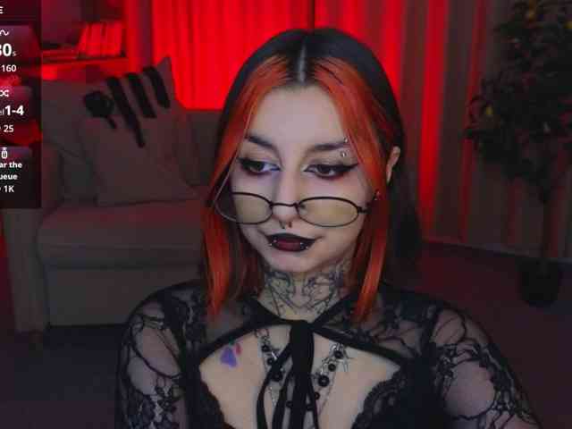 MistressMarcelline webcam