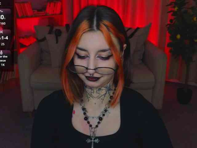 MistressMarcelline webcam