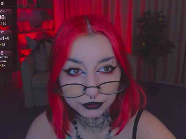MistressMarcelline webcam