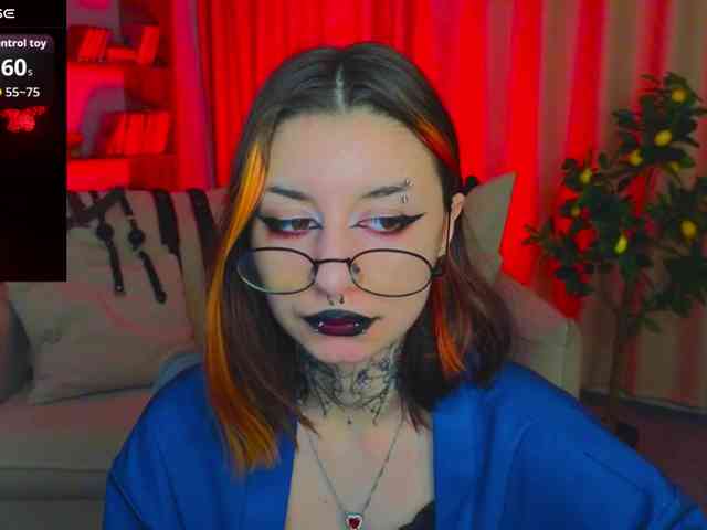 MistressMarcelline webcam