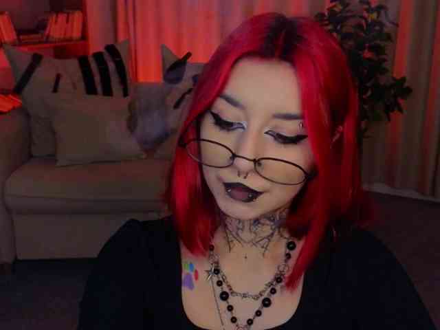 MistressMarcelline webcam