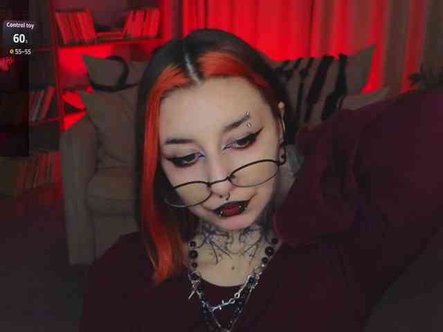 MistressMarcelline webcam
