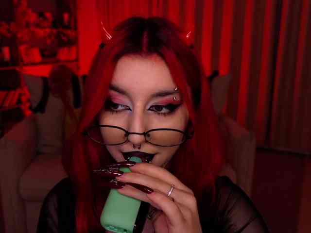 MistressMarcelline MistressMarcelline