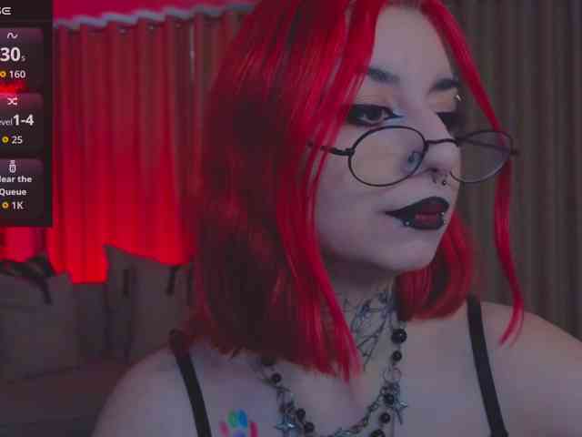MistressMarcelline webcam