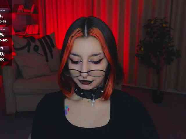 MistressMarcelline webcam
