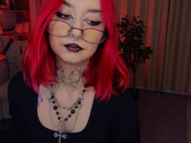 MistressMarcelline webcam