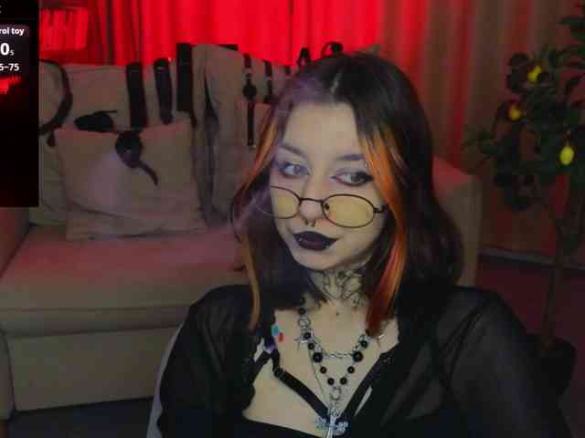 MistressMarcelline webcam