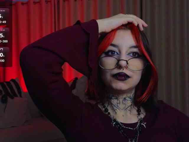 MistressMarcelline webcam
