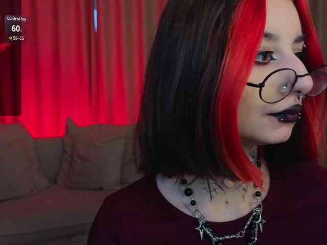 MistressMarcelline webcam