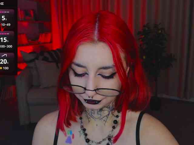 MistressMarcelline webcam
