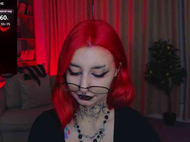 MistressMarcelline webcam