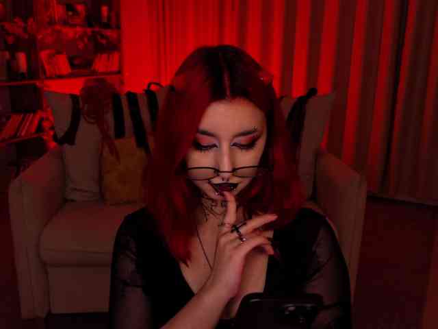 MistressMarcelline MistressMarcelline