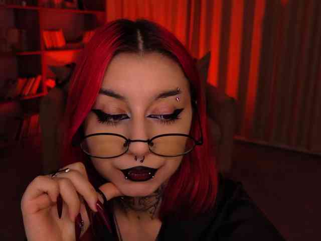 MistressMarcelline webcam