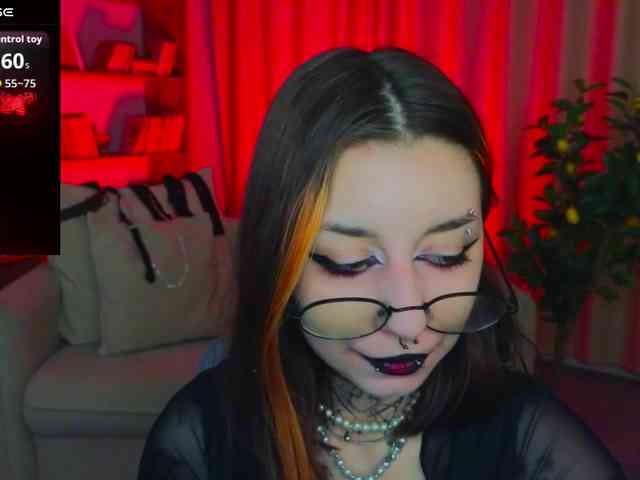 MistressMarcelline webcam