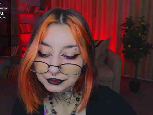 MistressMarcelline webcam