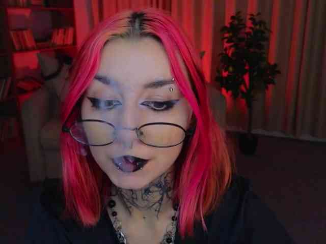 MistressMarcelline webcam