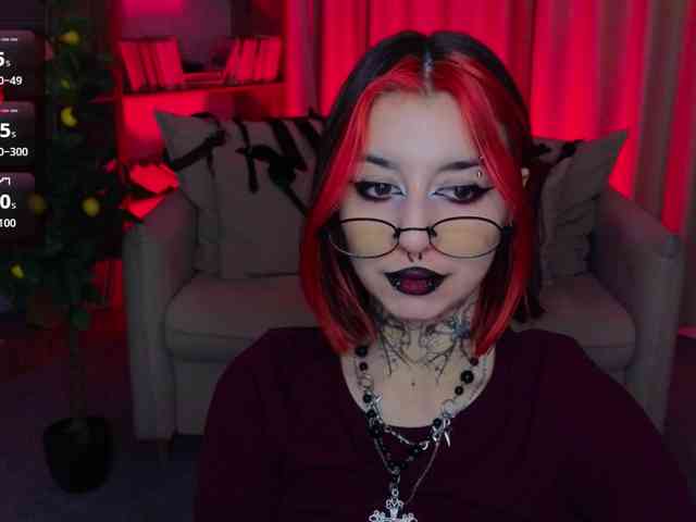 MistressMarcelline webcam