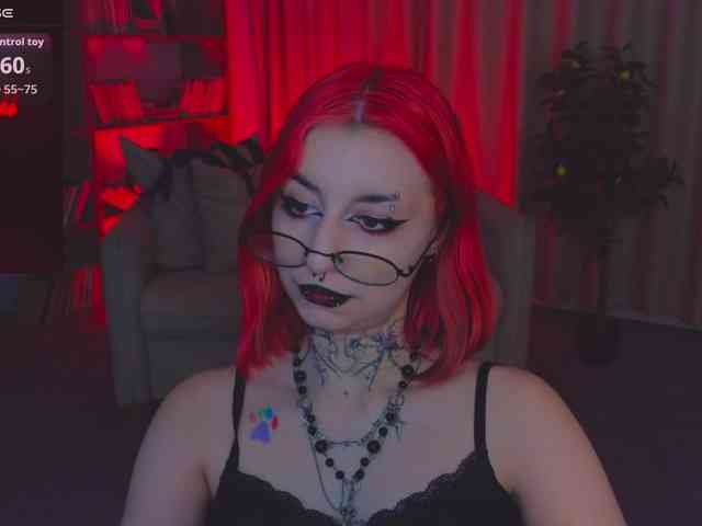 MistressMarcelline webcam