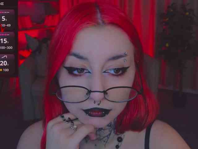 MistressMarcelline webcam
