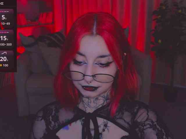 MistressMarcelline webcam