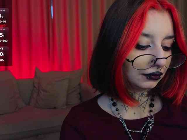 MistressMarcelline webcam