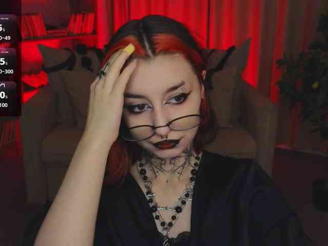 MistressMarcelline webcam