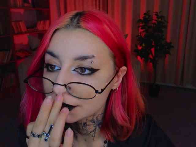MistressMarcelline webcam