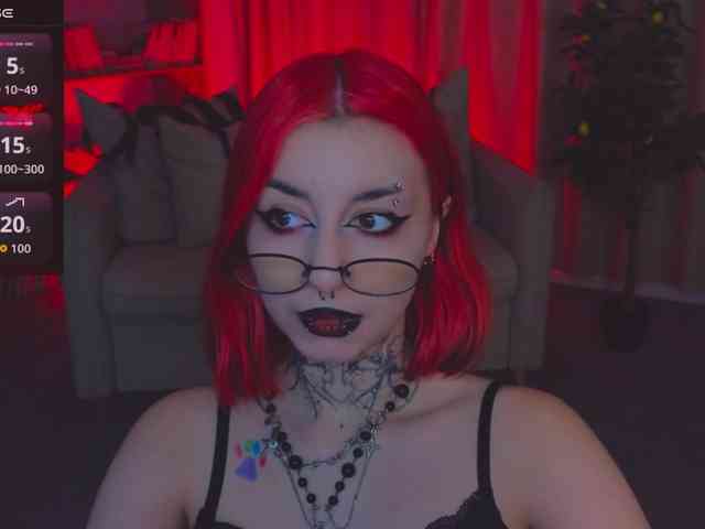 MistressMarcelline webcam