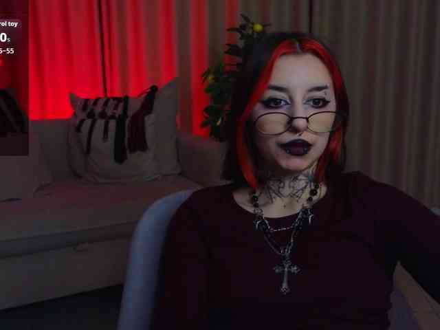 MistressMarcelline webcam