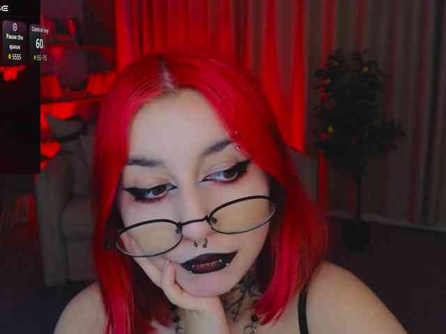 MistressMarcelline webcam