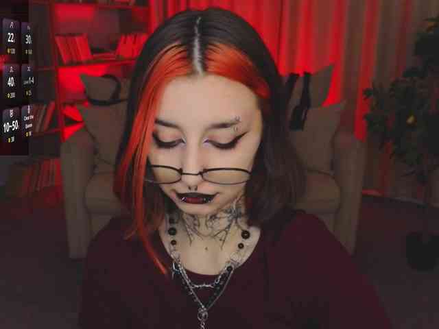 MistressMarcelline webcam