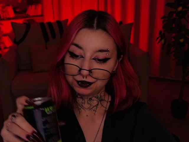 MistressMarcelline webcam