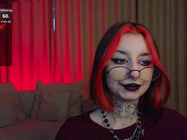 MistressMarcelline webcam