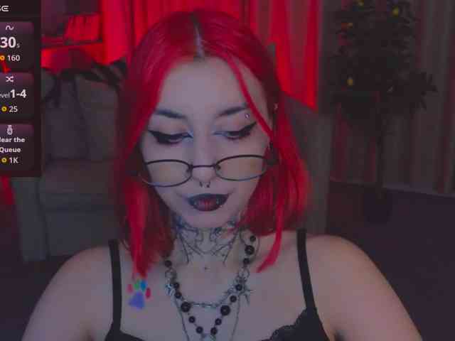 MistressMarcelline webcam
