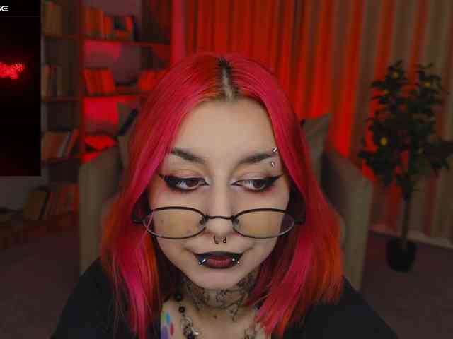 MistressMarcelline webcam