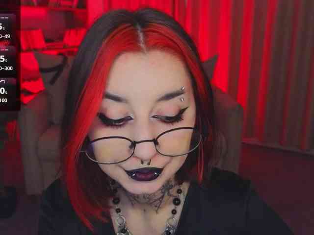 MistressMarcelline webcam
