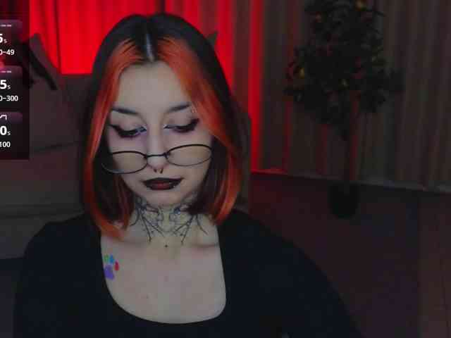MistressMarcelline webcam