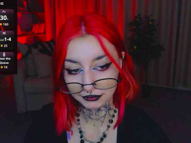 MistressMarcelline webcam