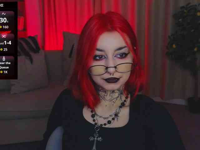 MistressMarcelline webcam