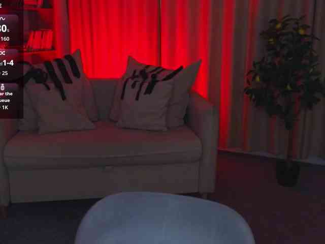 MistressMarcelline webcam