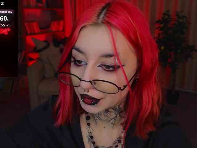 MistressMarcelline webcam