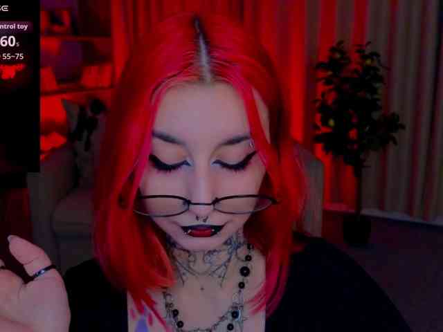 MistressMarcelline webcam