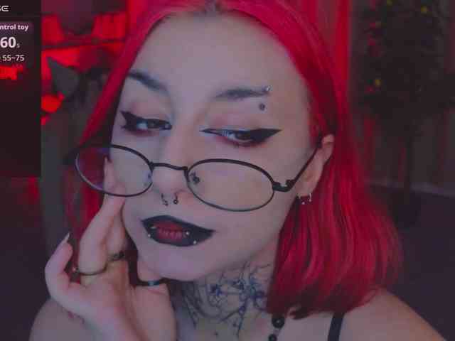 MistressMarcelline webcam