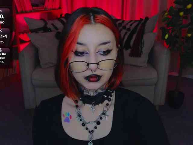 MistressMarcelline webcam