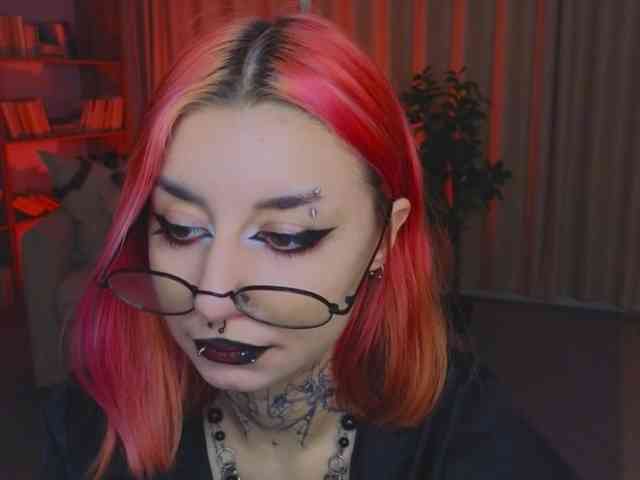 MistressMarcelline webcam