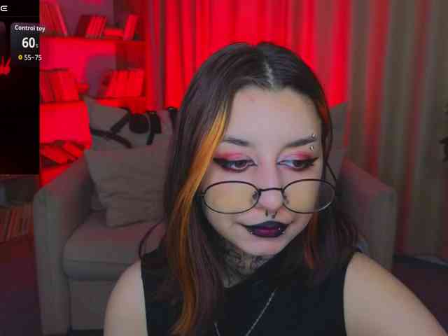 MistressMarcelline webcam