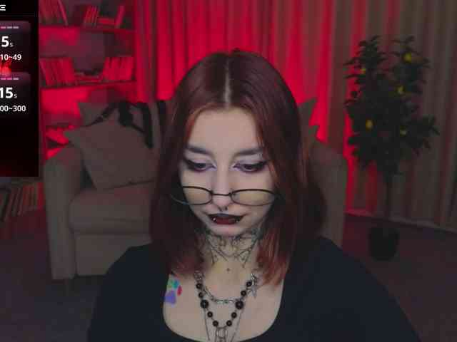 MistressMarcelline webcam