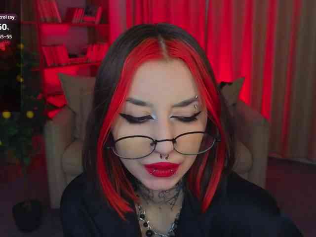 MistressMarcelline webcam